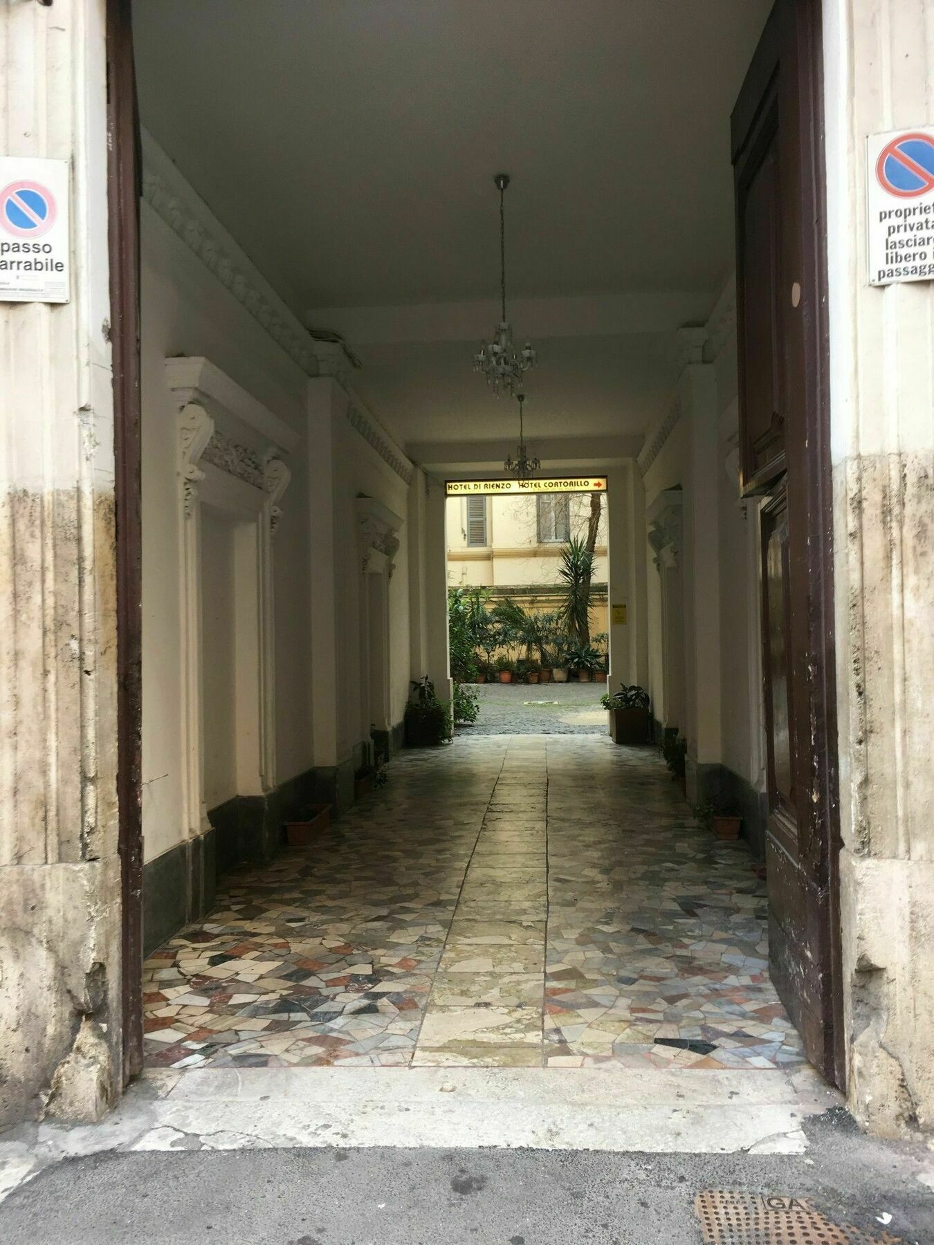 Hoteli Rom Exterior foto